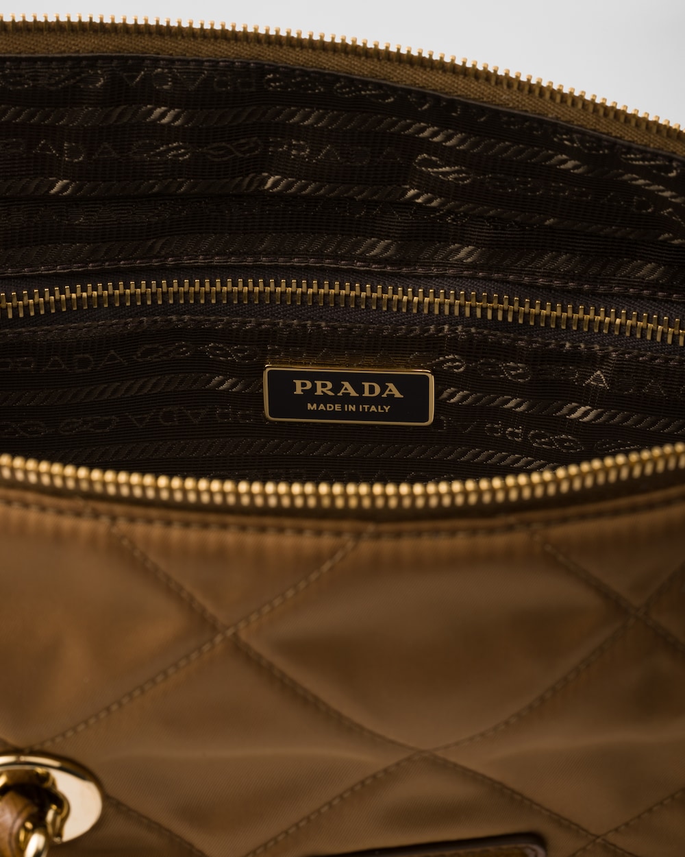 Prada Re-Edition 1995 Chaîne Large Re-Nylon Bag - Image 3